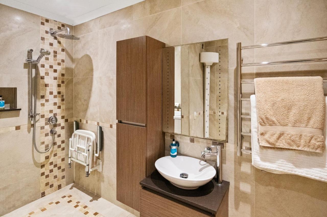 The Lodge - Studio Apartment'S Castel Extérieur photo