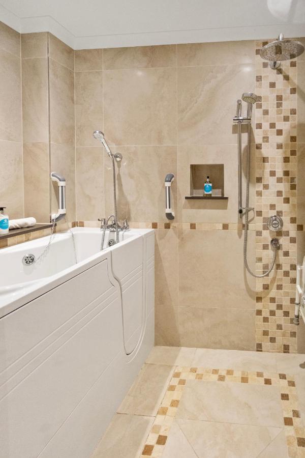 The Lodge - Studio Apartment'S Castel Extérieur photo