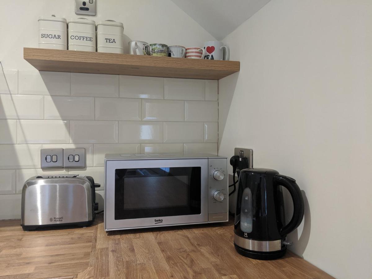 The Lodge - Studio Apartment'S Castel Extérieur photo